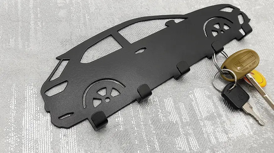 Milled keyholder-wall car silhouettes