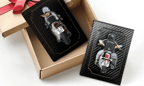 Motorpapierenhouder voor je beste vriend – leuk cadeau met zijn of haar naam!