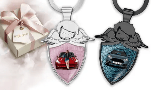 Breloczek z aniołem stróżem z pojazdem twojej dziewczyny
