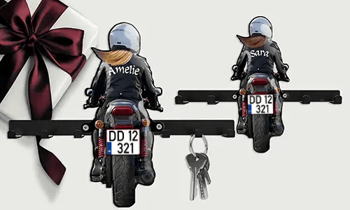 Schlüsselhalter-Wand für deine Freundin – ihr Name und Kennzeichen als das beste Geschenk!