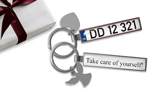 Gepersonaliseerde kentekenplaat sleutelhanger voor je oma