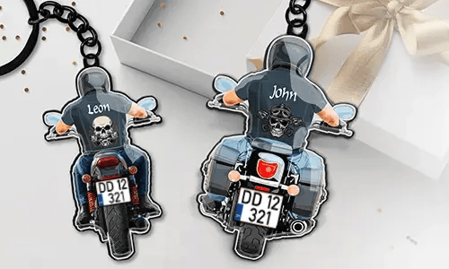 Motorkářský přívěsek s jménem tvého otce!