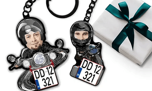 Motorcycle-keychain with boyfriend face