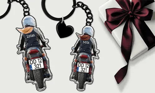 Motorrad-Schlüsselanhänger mit Namen für deine Großmutter