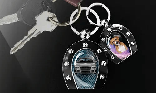 gallery-photo-horseshoe-keychain-2