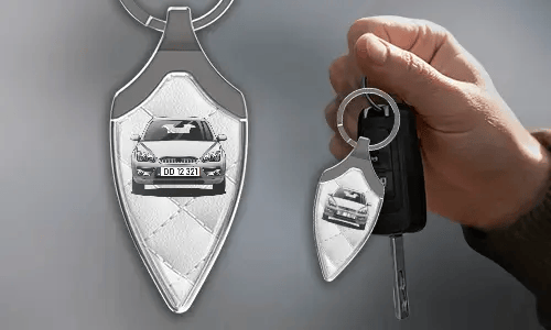 gallerykeychain-self-design-1