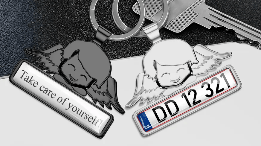 head-keychain-angel-with-license-plate-coated