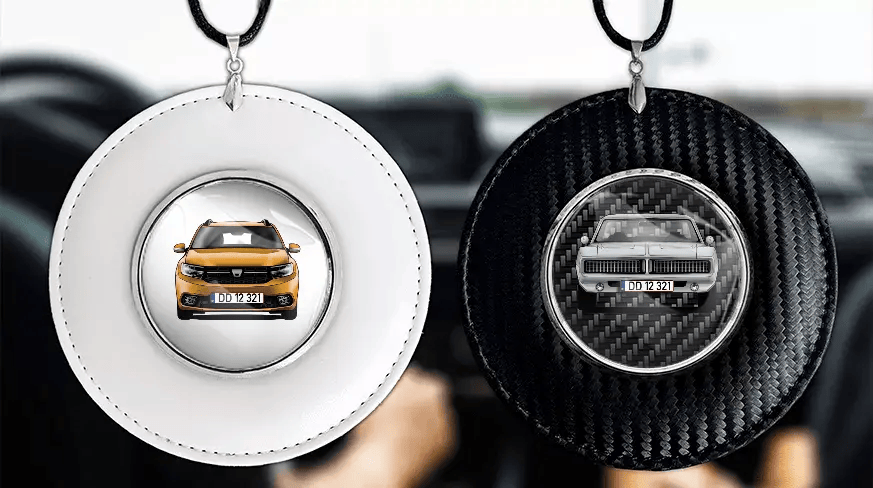 Car mirror chain with photo